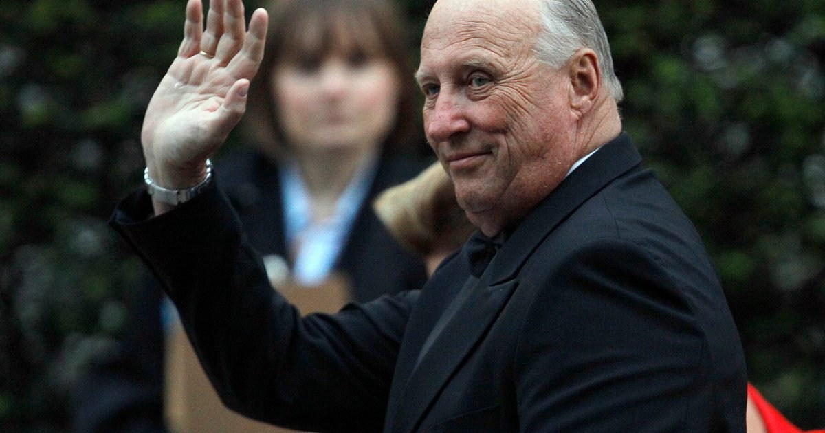 Fallece el rey Harald V de Noruega a los 89 años y su hijo se convierte en Haakon VIII